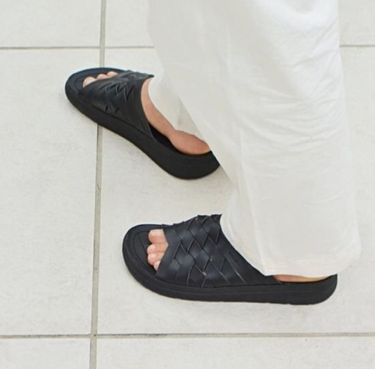 ZUMA CLASSIC  / Vegan Leathrer / Black (Malibu Sandals)
